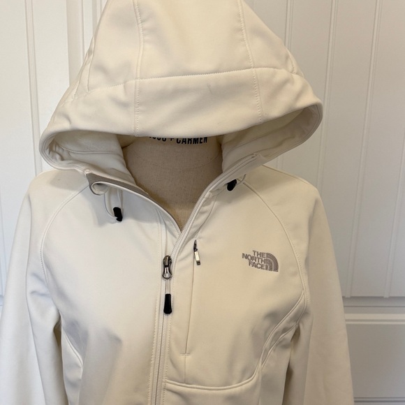 The North Face Women's Snow White Ski Jacket - Picture 7 of 12